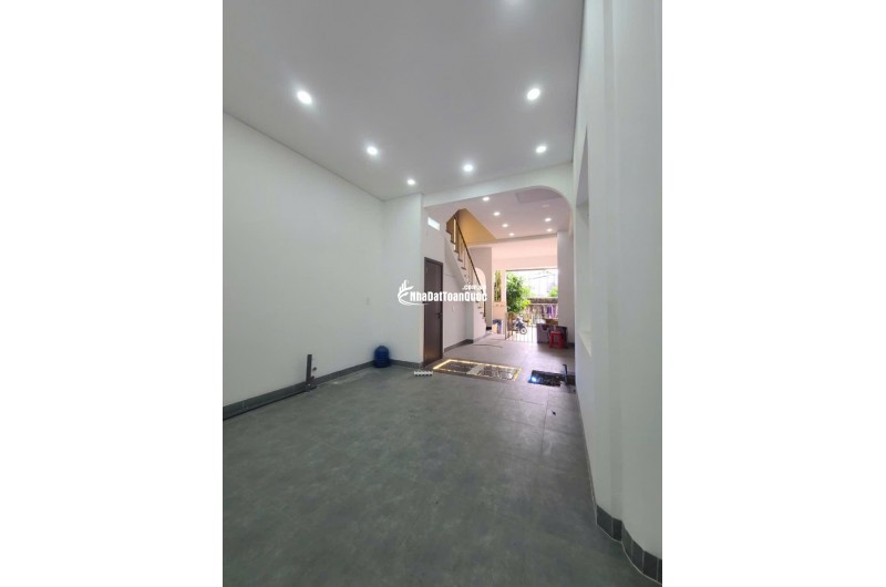 cần bán gấp nhà  tô Ký.giảm liên tiếp 300tr chào 5.3 tỷ. Gấp giảm 200tr chào 5.6 tỷ TL Gấp giảm 200tr chào 5.8 tỷ TL GẤP  chủ giảm 200tr chào 6 tỷ