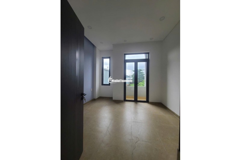 cần bán gấp nhà  tô Ký.giảm liên tiếp 300tr chào 5.3 tỷ. Gấp giảm 200tr chào 5.6 tỷ TL Gấp giảm 200tr chào 5.8 tỷ TL GẤP  chủ giảm 200tr chào 6 tỷ