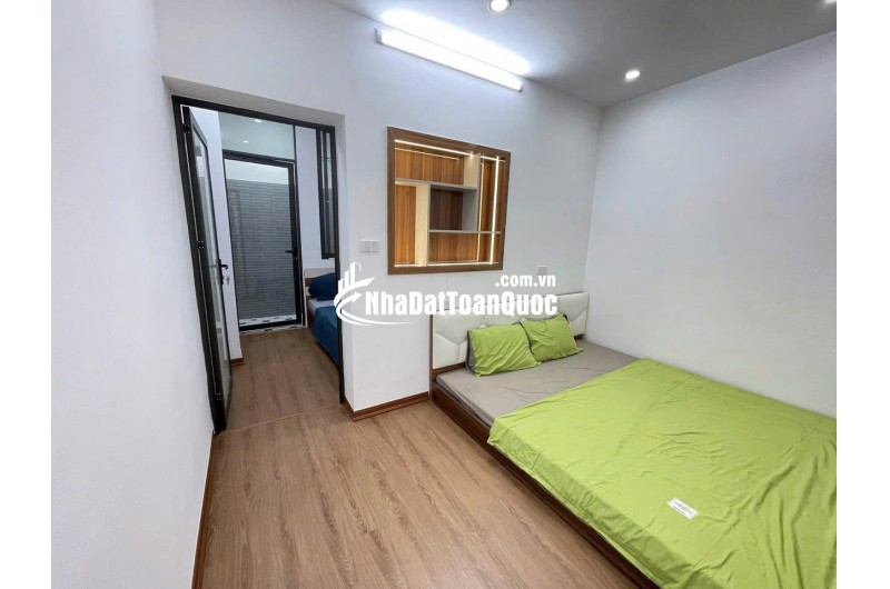 Em bán Nhà tập thể Phố Tân Mai T1 sổ đỏ 24/60m 1 Phòng Khách, 2 phòng ngủ, bếp, 1 nhà ra phố Tân Mai giá chỉ 2,86 tỷ