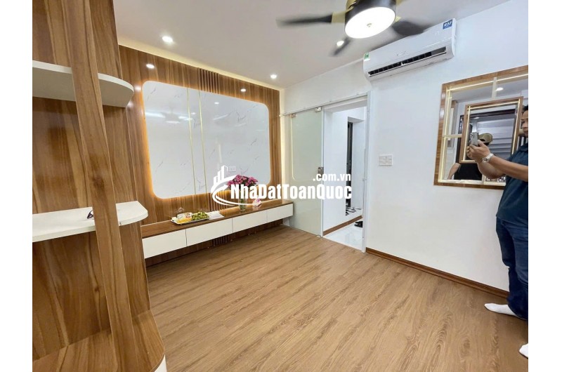 Em bán Nhà tập thể Phố Tân Mai T1 sổ đỏ 24/60m 1 Phòng Khách, 2 phòng ngủ, bếp, 1 nhà ra phố Tân Mai giá chỉ 2,86 tỷ
