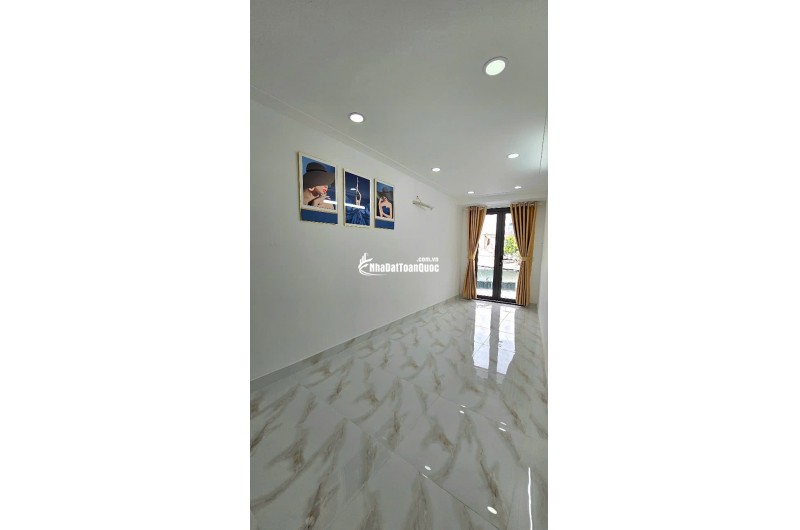  NHÀ MẶT TIỀN GIÁ RẺ – NGAY GÒ XOÀI – ĐƯỜNG 8M – CHỈ 2.98 TỶ – DUY NHẤT 1 CĂN 