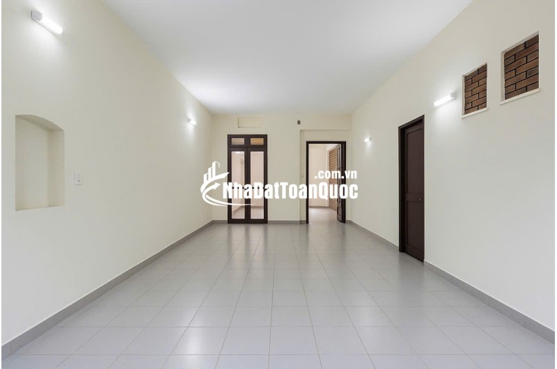 20 Triệu: NGUYÊN CĂN MẶT TIỀN QUẬN 1, CHỢ BẾN THÀNH, NHÀ MỚI 3 TẦNG 3 PHÒNG CÓ NỘI THẤT. 0933910039