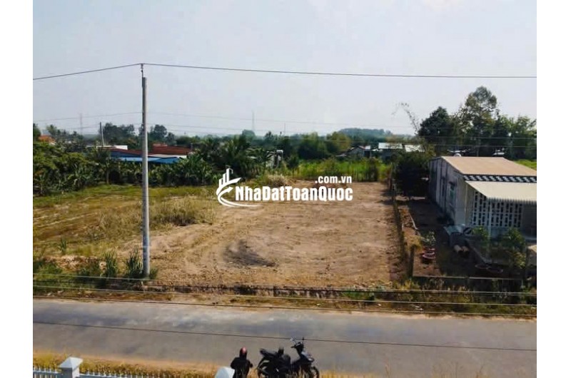 Bán gấp 200m2 đất giá 210 triệu liên hệ 0357 645 645