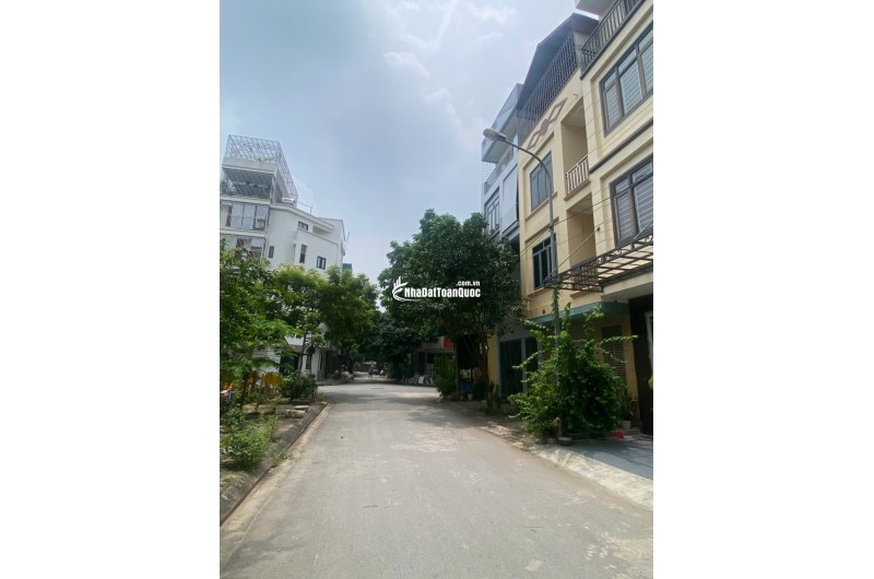 LK 4 TẦNG YÊN NGHĨA – GẦN CÔNG VIÊN, HỢP GIA ĐÌNH 3 THẾ HỆ