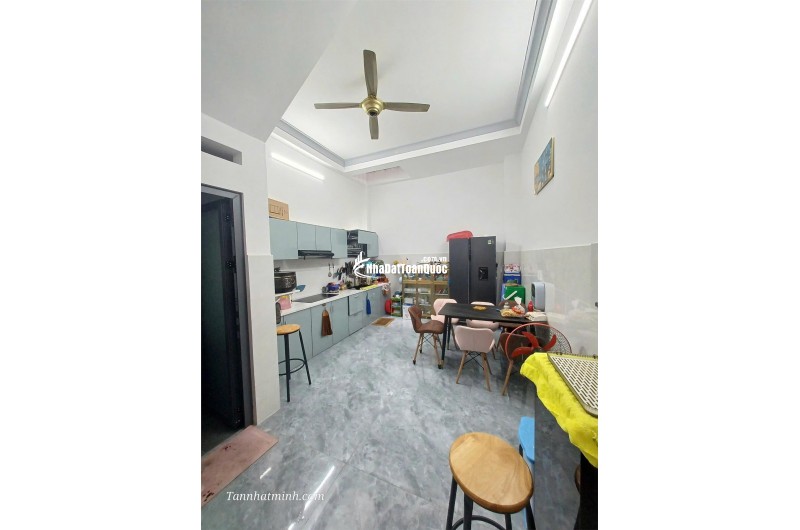 PHAN VĂN TRỊ, P5, GÒ VẤP, ĐỐI DIỆN EMART, 62M2, HẺM XE HƠI, 4 TẦNG, 7.8 TỶ
