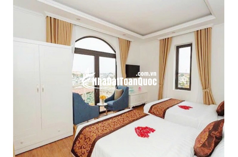 CHO THUÊ KHÁCH SẠN FULL NỘI THẤT ĐƯỜNG PHÙ ĐỔNG THIÊN VƯƠNG PHƯỜNG 8 giá 70tr