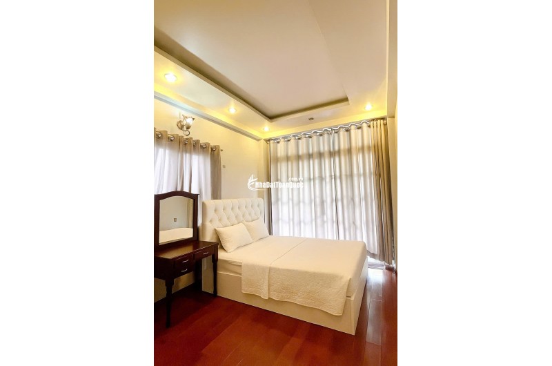 7 TỶ NHỈNH: QUẬN 3 CMT8- HẺM XE TẢI- 5 TẦNG 7 PHÒNG- THU NHẬP 500 TR/NĂM,Ở & ĐẦU TƯ. VŨ: 0933910039