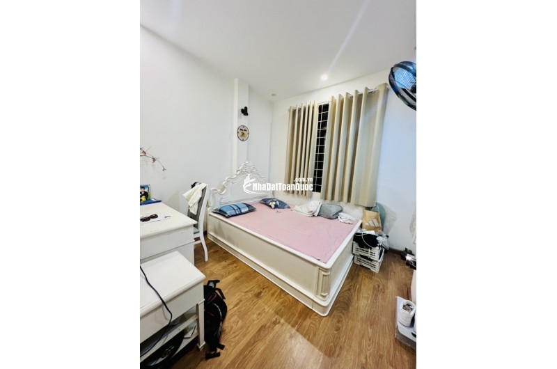HỒ TÂY 40M NGÕ Ô TÔ VF3 ĐỖ CỬA 10M RA PHỐ 50M RA HỒ GIÁ 8 TỶ 9