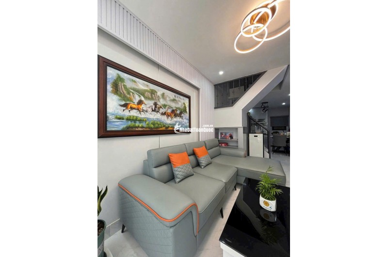 BÁN VILLA HÙNG VƯƠNG P9 ĐÀ LẠT - 5PN, FULL NỘI THẤT, HẺM Ô TÔ