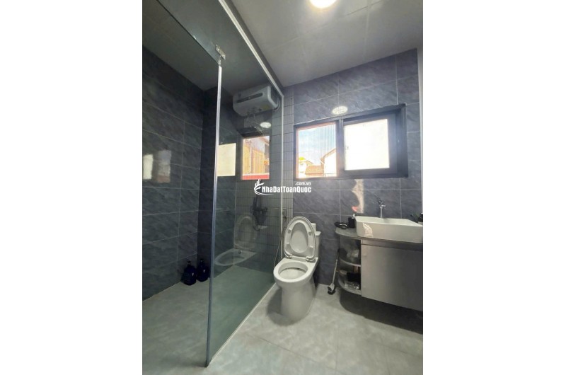 BÁN VILLA HÙNG VƯƠNG P9 ĐÀ LẠT - 5PN, FULL NỘI THẤT, HẺM Ô TÔ