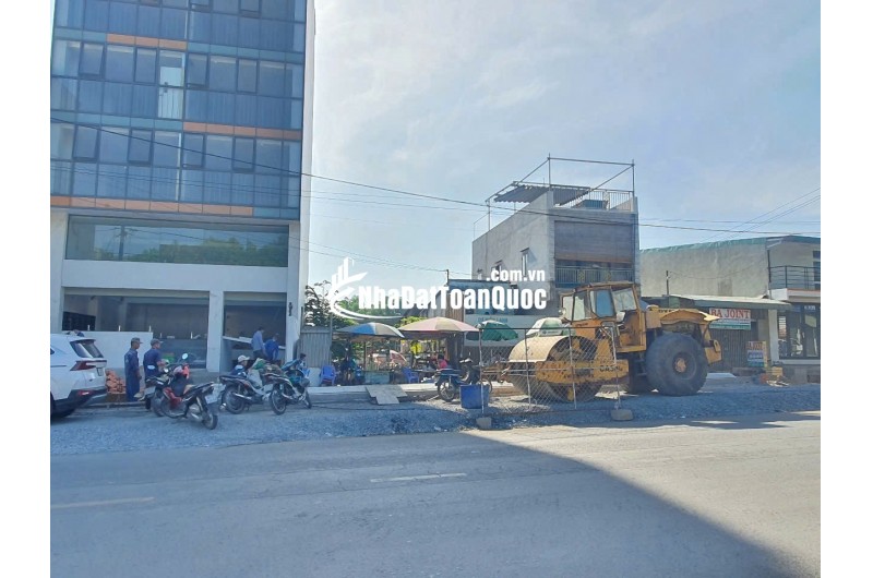BÁN ĐẤT MẶT TIỀN HOÀNG HỮU NAM, PHƯỜNG TÂN PHÚ, DT 180M THỔ CƯ, SHR, 15.9 TỶ LH:0965155704
