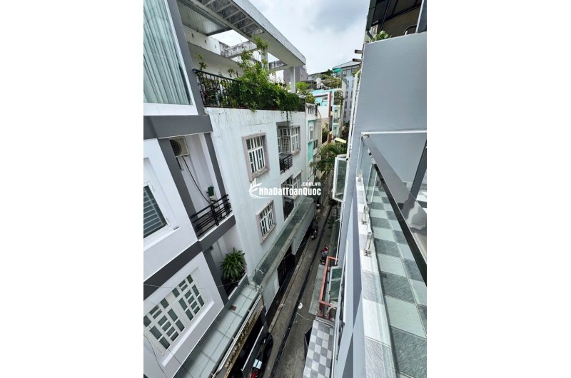 bán nhà khu VIP Quận 10 hơn 6 Tỷ