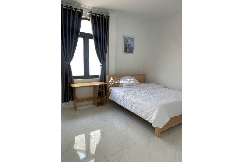 BÁN HOẶC CHO THUÊ BIỆT THỰ 420m2 - 3PN - SÁT DALAT, VIEW RỪNG THÔNG. LH:0909206662.