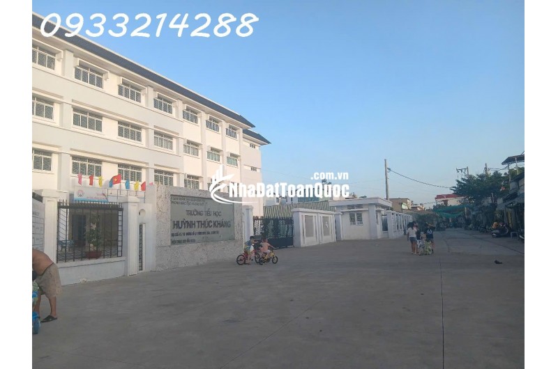 BÁN NHÀ HẺM XE HƠI, BÌNH HƯNG HÒA, BÌNH TÂN. DT 57M2, 4 TẦNG, 5PN, GIÁ CHỈ NHỈNH 6 TỶ, SỔ HỒNG RIÊNG!