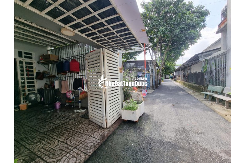 BÁN NHÀ PHÚ LỢI, HẺM 322 HUỲNH VĂN LŨY, DT 101M2, SHR, 2.96 TỶ. LH:0931850123.