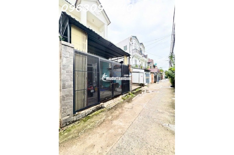Bán nhà Nhà Bè 100m², hẻm xe hơi, Nguyễn Bình, giá 5.6 tỷ