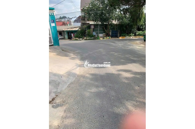 CHO THUÊ NHÀ NGUYÊN CĂN ĐÀ LẠT MẶT TIỀN ĐƯỜNG LÝ NAM ĐẾ P8 ĐÀ LẠT