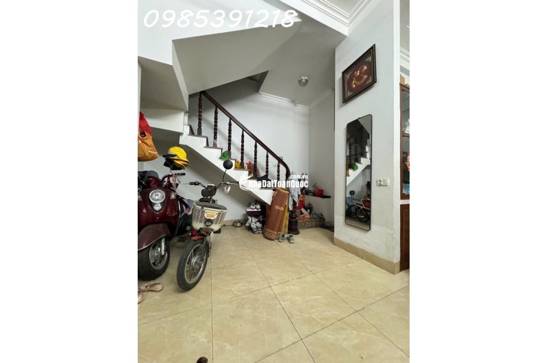 Nhà Giải Phóng - Phương Liệt - 37m2, 4T - 6.93 tỷ(CTL) - Lô góc-  20m ra Giải Phóng - Cạnh ĐH Kinh Tế Quốc Dân.