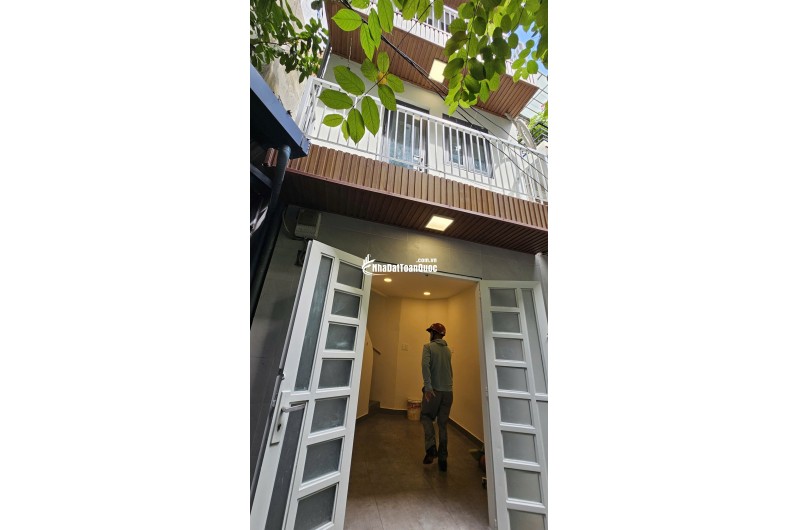 BÁN NHÀ 29/19 BÙI THỊ XUÂN TÂN BÌNH, 12M2, 3 TẦNG, 2.1 TỶ, SỔ ĐỎ RIÊNG!