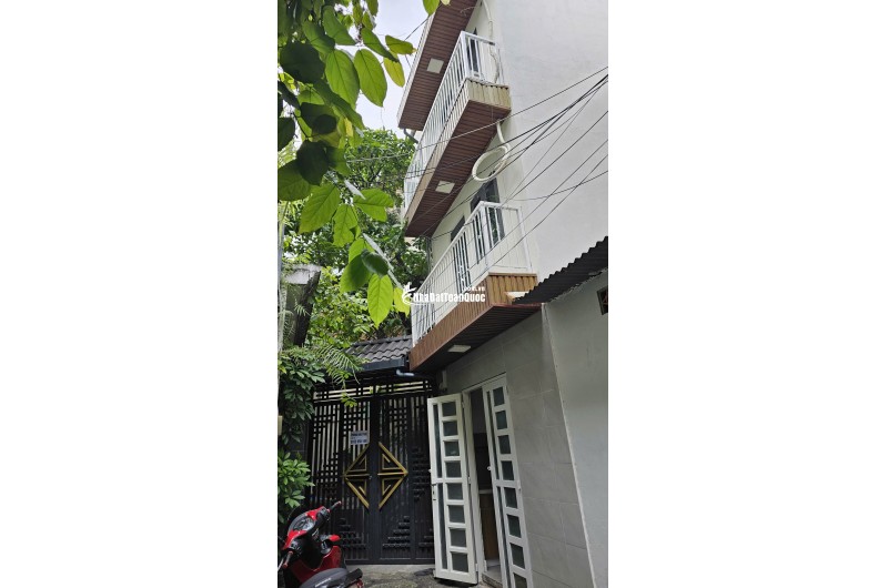BÁN NHÀ 29/19 BÙI THỊ XUÂN TÂN BÌNH, 12M2, 3 TẦNG, 2.1 TỶ, SỔ ĐỎ RIÊNG!