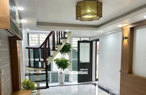 HOT ! BÁN NHÀ TẬP THỂ BÁCH KHOA – GẦN CÁC TRƯỜNG ĐẠI HỌC LỚN, CỰC PHÙ HỢP CHO SINH VIÊN