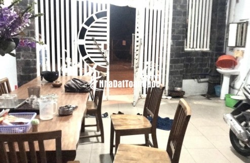 Bán nhà mặt phố Tân Hòa 2, Q.9, Hiệp Phú. DT 93m2, 2 tầng, 3PN. Sổ hồng. Giá 8.9 tỷ. LH: 0933125879