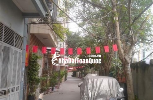 Bán nhà 5 tầng, DT 60m² ngõ rộng đường Hồ Tùng Mậu, ô tô đỗ cửa, 3 mặt thoáng, giá 10.5 tỷ