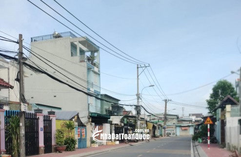 CĂN GÓC 2 MT, 65m2, 3 TẦNG LẦU, SÂN THƯỢNG THOÁNG MÁT, ĐƯỜNG LINH ĐÔNG, PHƯỜNG LINH ĐÔNG, THỦ ĐỨC, ĐƯỜNG TRƯỚC NHÀ 7M.