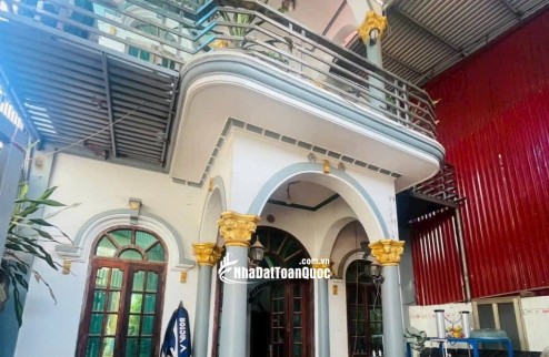 Bán nhà 2 tầng Hương - Mạc - Từ Sơn quanh 2 tỷ ô tô vào nhà