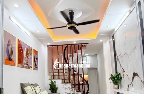 Hiếm- Chỉ hơn 5 tỷ- Nhà ngõ 1 Bùi Xương Trạch- Ngõ thông- Thông số vàng