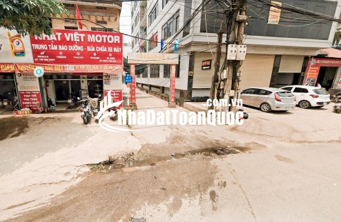 Bán nhà gấp Ngõ 156 Tam Trinh,Hoàng Mai - Diện tích 36m2 - Ôtô đỗ cửa cách 15m - Ngõ thông - Có sân để xe - 1,7 tỷ