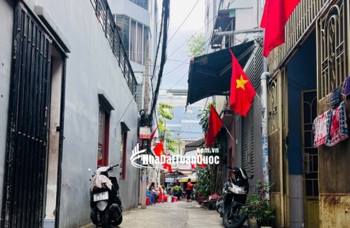  CHỦ CẦN BÁN NHÀ 2 TẦNG ĐẸP DƯƠNG BÁ TRẠC – HẺM RỘNG, CHỈ NHỈNH 5 TỶ