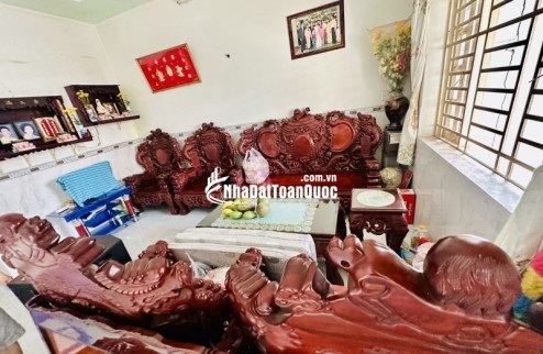 Bán nhà trong ngõ đường Số 8, Linh Xuân, Thủ Đức. DT 174m2, 2 tầng, 4PN, SH, giá 6.15 tỷ. LH: 0933125879