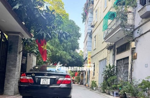 NGUYỄN VĂN CỪ,LONG BIÊN 10 tỷ 50m MẶT TIỀN 5m NGÕ Ô TÔ,NHÀ C4 CŨ
