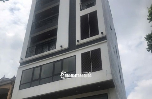 BAN NHÀ TRUNG TÂM HUYỆN , NGÕ NÔNG Ô TÔ ĐỖ CỬA 40m/ 5 TẦNG CHỈ 4 TỶ