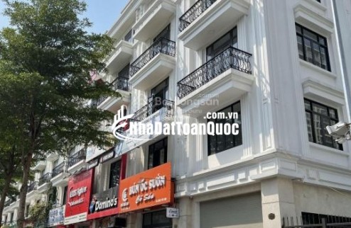 Bán Shophouse Xuân La 6 tầng, 101m2, mt 5m, sẵn nội thất thang máy, sdcc. Giá 39 tỷ