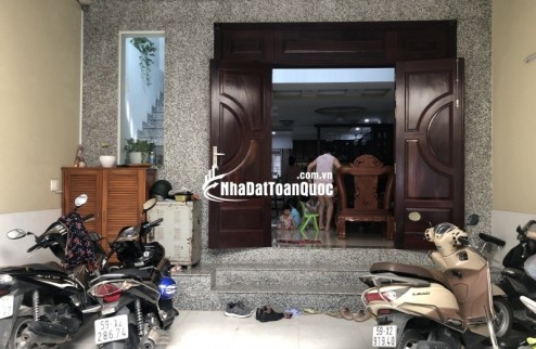 Bán nhà đường số 9, Phường Hiệp Bình Chánh, Thủ Đức. 90m2, 4 tầng, 4PN, SH. Giá 10.3 tỷ. LH: 0933125879