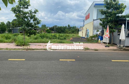 300tr/200m2 mặt tiền nhựa 8m , ngay chợ Tân Phước , cách DT 753 chỉ 50m