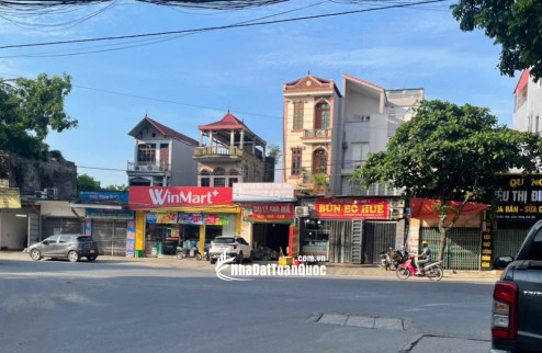 Siêu phẩm nhà mặt phố- Gía rẻ-  DỤC TÚ – ĐÔNG ANH -160 m2- mặt tiền : 4m. Gần ngã tư vòng xuyến dẫn lên cầu Tứ Liên. LH: Nhung Omi: 0348866668.