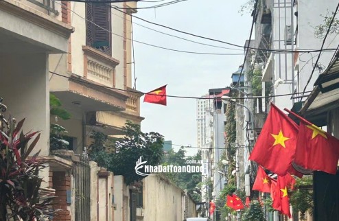 BÁN GẤP NHÀ PHÂN LÔ TRUNG TÂM BÀ TRIỆU – HÀ ĐÔNG, 46m², MT 4.5m – GIÁ HƠN 7 TỶ!