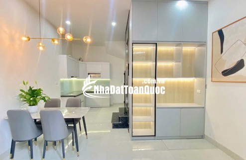 NHÀ ĐẸP NGAY TT QUẬN THANH XUÂN, 5 TẦNG THANG MÁY Ở LUÔN, CHỈ 7,X TỶ. LH:0908882298
