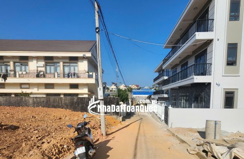 BÁN ĐẤT BIỆT THỰ VẠN HẠNH P. LÂM VIÊN - ĐÀ LẠT - 345M2, GẦN THUNG LŨNG TÌNH YÊU