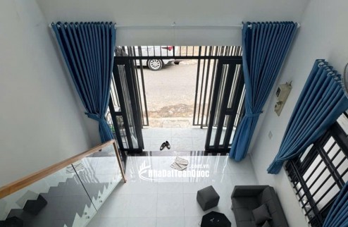 NHÀ ĐẸP – HẺM 8M NHƯ MẶT TIỀN – TRỆT LỬNG 3 PHÒNG NGỦ – CHỈ VIỆC Ở