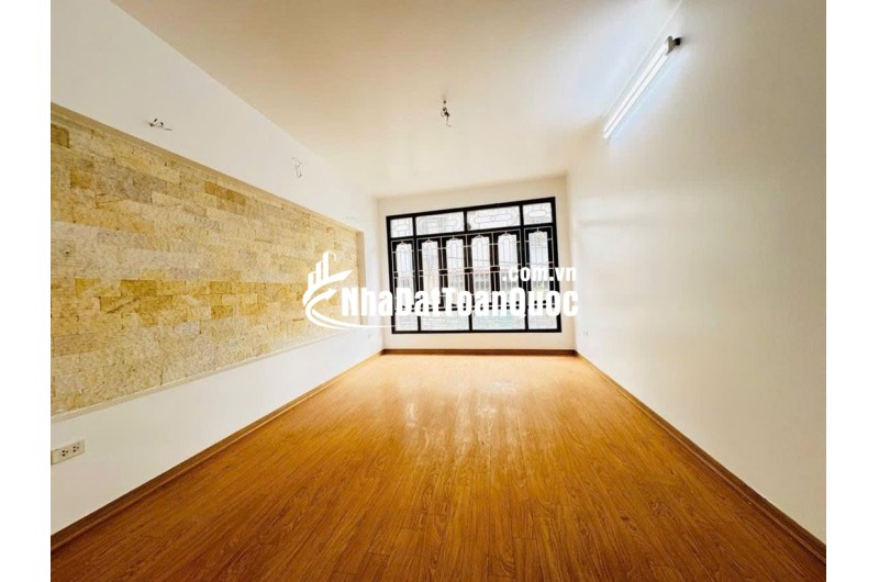 PHÂN LÔ QUÂN ĐỘI - Ô TÔ TRÁNH - KINH DOANH - DIỆN TÍCH RỘNG - VIEW BẢO TẦNG DÂN TỘC HỌC_ 5 TẦNG – 51,5/60M2 – 18 TỶ