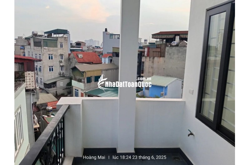 Tuyệt phẩm Tân Mai 5 tầng  36m2  - 7.68 tỷ. Sổ đỏ trao tay