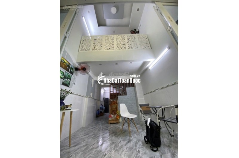 Gấp bán nhà cho con đi học Quận 11 40m2,4Tầng,4PN,3WC,Giá chỉ 5Tỷ600(Còn TL)