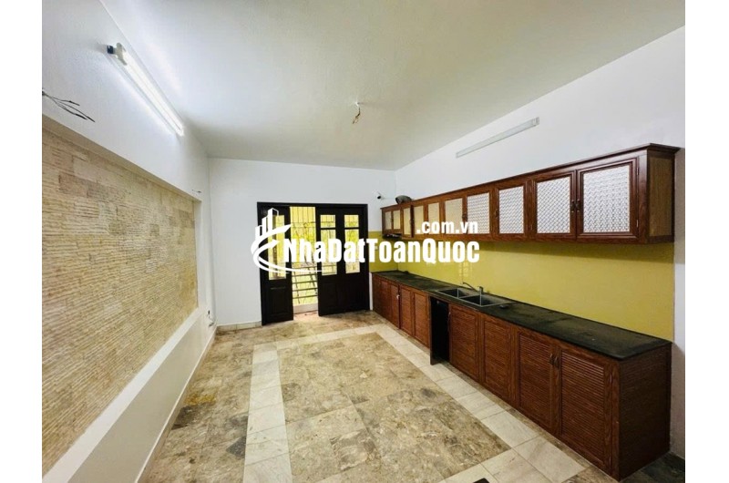 PHÂN LÔ QUÂN ĐỘI - Ô TÔ TRÁNH - KINH DOANH - DIỆN TÍCH RỘNG - VIEW BẢO TẦNG DÂN TỘC HỌC_ 5 TẦNG – 51,5/60M2 – 18 TỶ