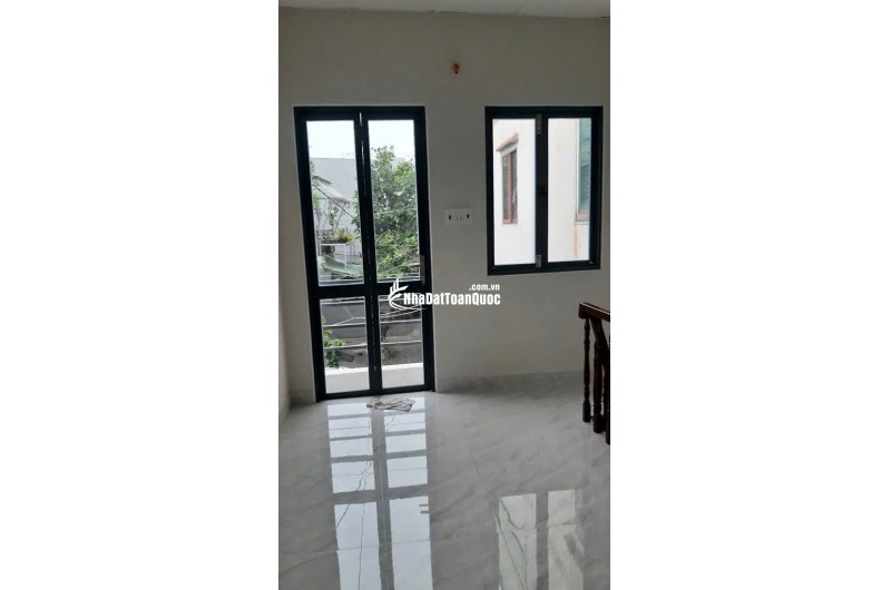 BÁN nhà ngõ Tân Hòa Đông, Q.6. DT 18m2, 1PN, 2WC. Giá 1.9 tỷ, sổ hồng.