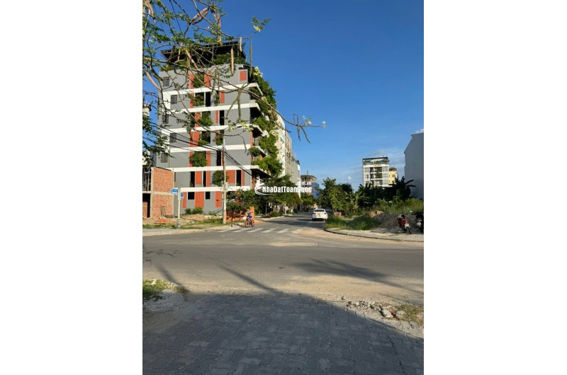 + Nhà 4 tầng kinh doanh, mặt tiền đường châu thị vĩnh tế, sát đỗ bá, khu phố đi bộ và ẩm thực đông vui 24/24h.