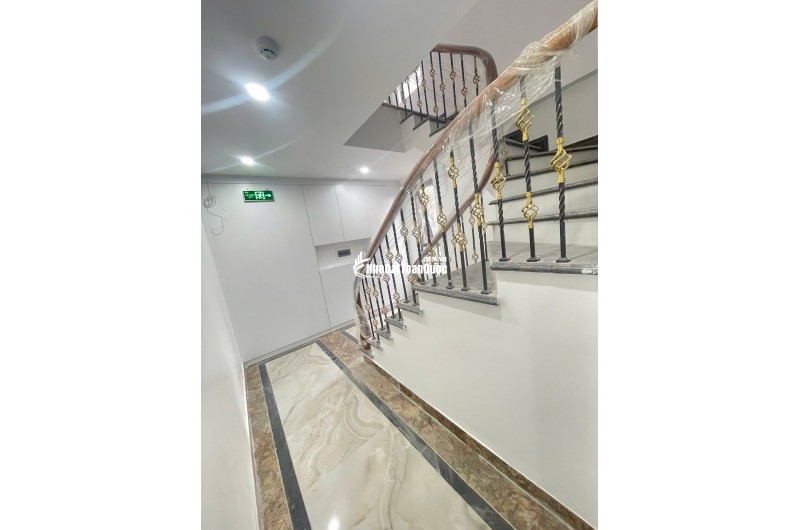 SIÊU PHẨM MẶT PHỐ LÒ ĐÚC – 7 TẦNG – VỈA HÈ RỘNG – THANG MÁY – GIÁ TỐT NHẤT KHU VỰC!